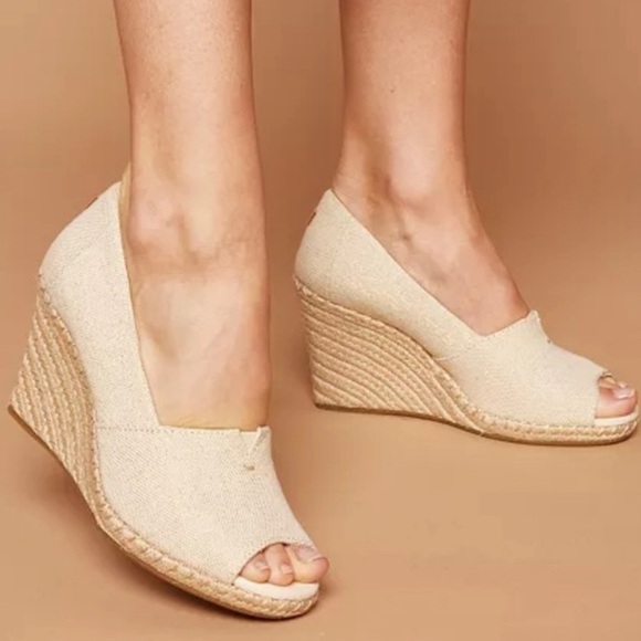 Toms | Women’s Cream Canvas Michelle Open Toe Wedge Espadrilles, like new!  Sz 8 - Picture 14 of 15